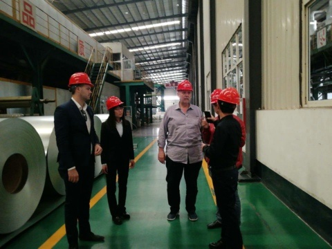 Australia-customer-visit-factory